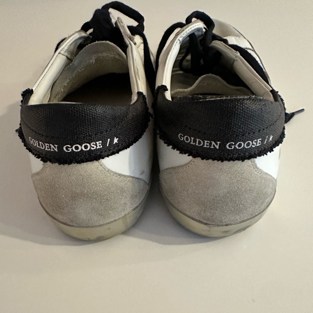 Golden Goose Superstar Sneaker - Picture 5 of 11